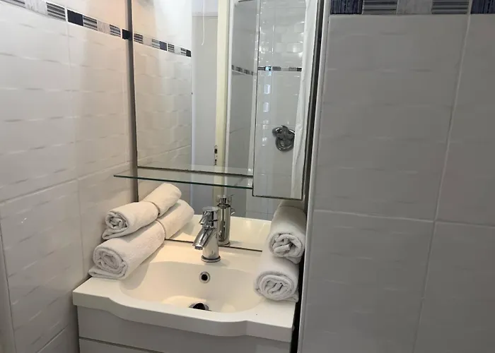 F32 Heliopolis -by Agn - 2 Personnes Apartment Agde